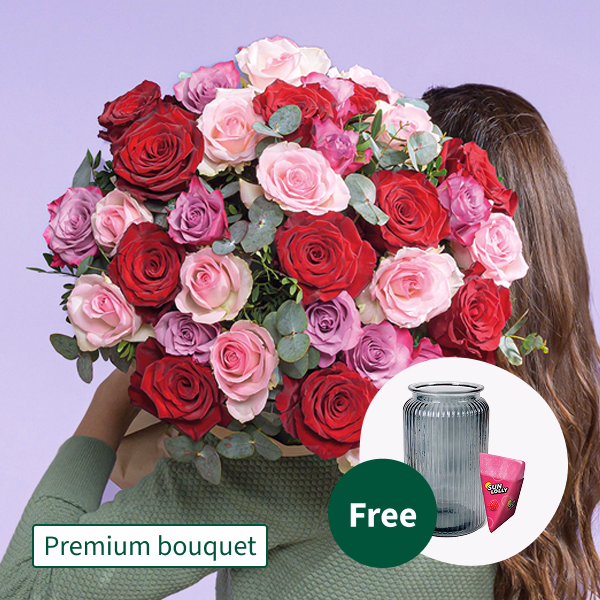 Premium Bouquet Lieblingsmensch with Premium Vase & Halloren Balls