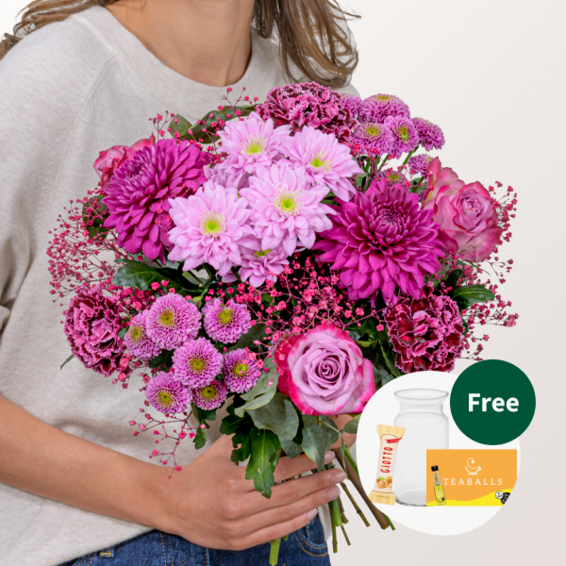 Flower Bouquet Herbstbote with vase & Teaballs & 3 Ferrero Giotto