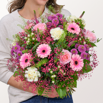 Premium Bouquet Herbstkind with Premium Vase & Teaballs & 3 Ferrero Giotto