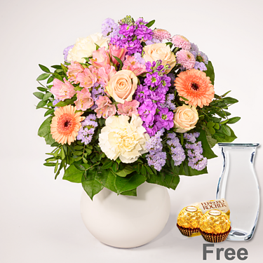 Flower Bouquet Muttertagstraum with Vase & 2 Ferrero Rocher
