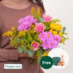 Flower Mix Blütengruß with Stem Holder & 3 Ferrero Giotto