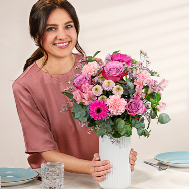 Flower Mix Sweet Dreams with 3 Ferrero Giotto