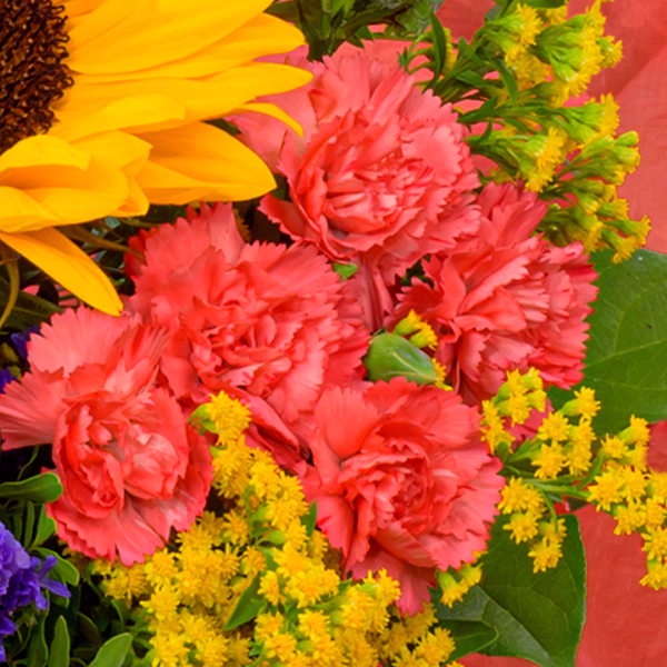 Blumenstrauß Sonnengrüße mit Vase & Ferrero Giotto