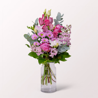 Blumenstrauß Liebesglück mit Vase & Ferrero Giotto 3er