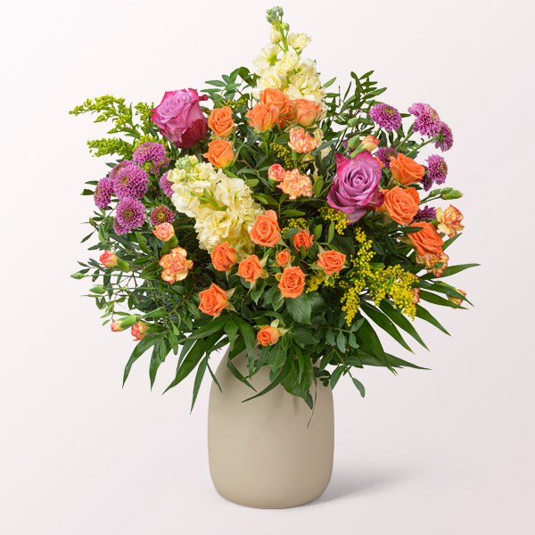 Romantikabo mit Vase