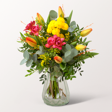 Blumenstrauß Frühlingsfee mit Vase & Ferrero Giotto 3er