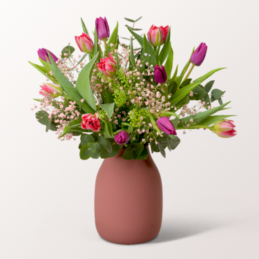 Blumenstrauß Frühlingsgefühl mit Vase & Ferrero Giotto 3er