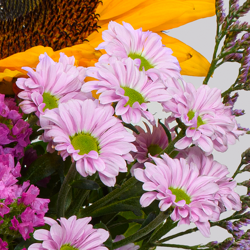 Blumenstrauß Fabelhaft mit Vase & Ferrero Giotto 3er