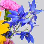 Flower Bouquet Lovely with vase & 3 Ferrero Giotto