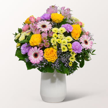 Blumenstrauß Joy mit Vase & Ferrero Giotto 3er