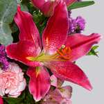 Premiumstrauß Mama mit Premiumvase & Ferrero Giotto 3er