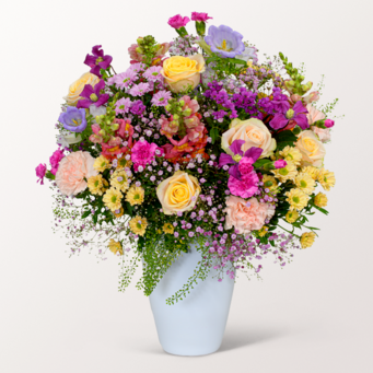 Premiumstrauß Märchengarten mit Premiumvase & Ferrero Giotto 3er