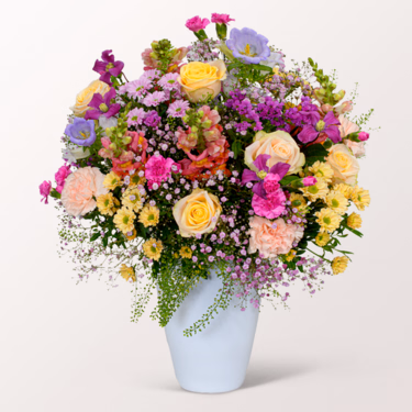 Premium Bouquet Blütenkuss with Premium Vase & 3 Ferrero Giotto