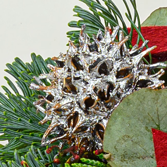 Christmas Arrangement with Bordeaux Coloured Candle with 3 Ferrero Giotto