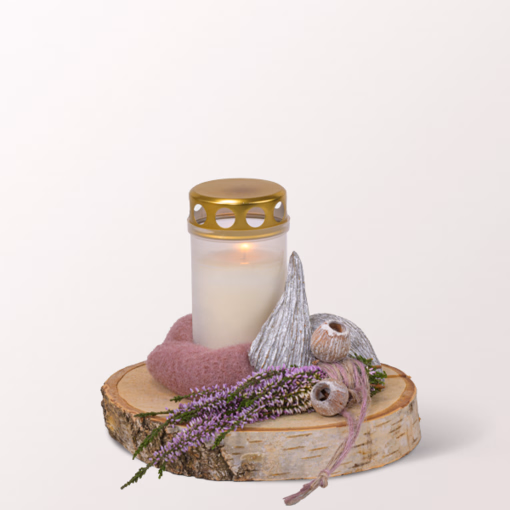 Trauerarrangement mit cremefarbenem Grablicht Trauerarrangement mit cremefarbenem Grablicht