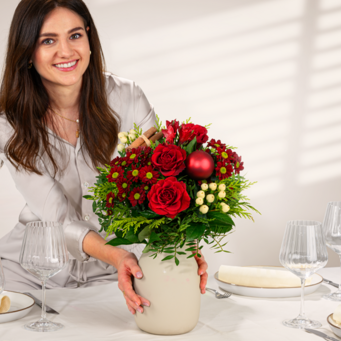 Flower Bouquet Weihnachtsüberraschung with vase & 3 Ferrero Giotto