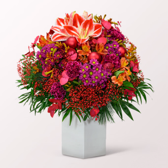Premiumstrauß Winterherz mit Premiumvase & Halloren Kugeln