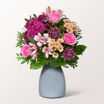 Blumenstrauß Lieber Gruß mit Vase & Teaballs & Ferrero Giotto 3er