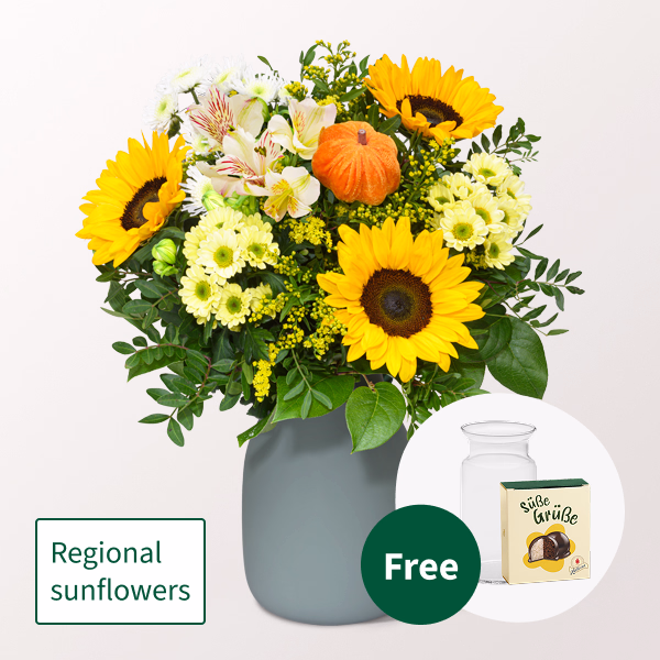 Flower Bouquet Herbstfrische with Halloren Balls & vase