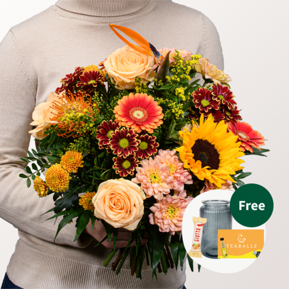 Premium Bouquet Ode an den Herbst with Premium Vase & Teaballs & 3 Ferrero Giotto