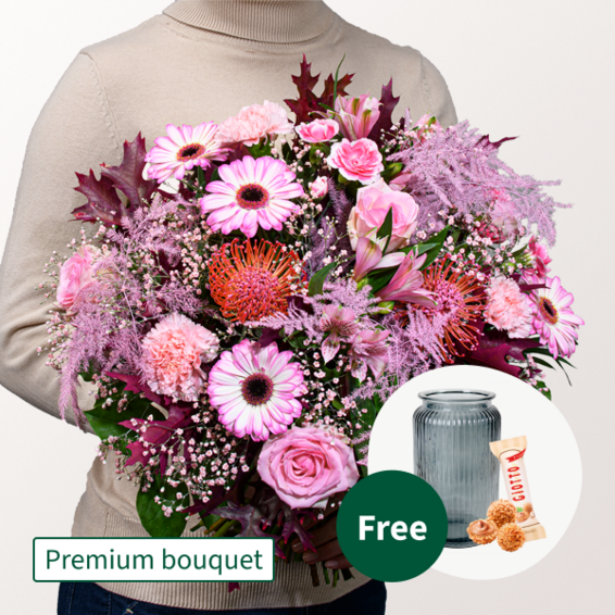 Premium Bouquet Herbstduft with Premium Vase & 3 Ferrero Giotto