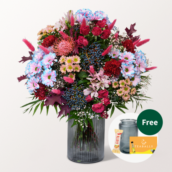 Premium Bouquet Herbstliebe with Premium Vase & Teaballs & 3 Ferrero Giotto