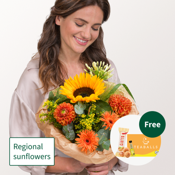 Flower Mix Sunny Greetings with Teaballs & 3 Ferrero Giotto