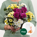 Flower Bouquet Alles Liebe with vase & 3 Ferrero Giotto