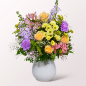 Flower Bouquet Blütenexplosion mit vase & 3 Ferrero Giotto