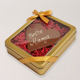 Heart Shaped Sacher Cake „Beste Mama“