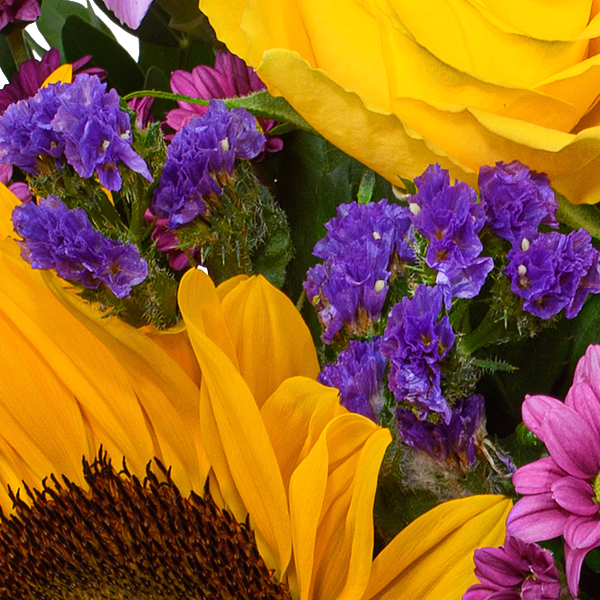 Blumenstrauß Farbenfroh mit Vase & Ferrero Giotto