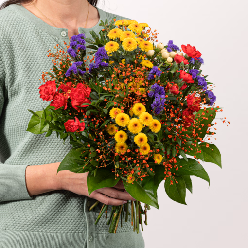 Flower Bouquet Blütenwiese with vase & 3 Ferrero Giotto