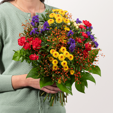 Flower Bouquet Blütenwiese with vase & 3 Ferrero Giotto