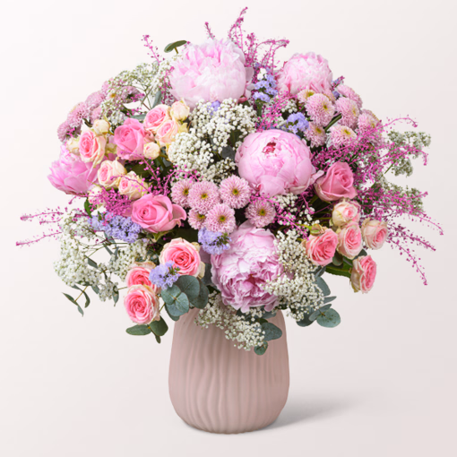 Premium Bouquet Blütenzauber with Premium Vase & 3 Ferrero Giotto