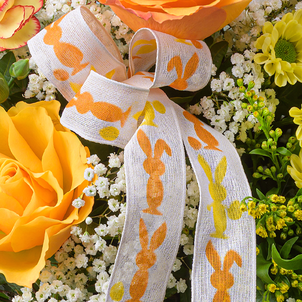 Flower Bouquet Frühlingsfrisch with vase & 3 Ferrero Giotto
