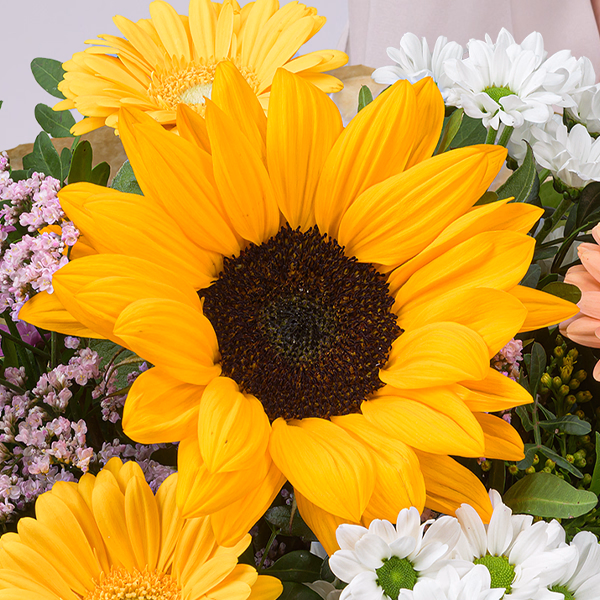 Blumenstrauß Frühlingslied mit Vase & Ferrero Giotto 3er