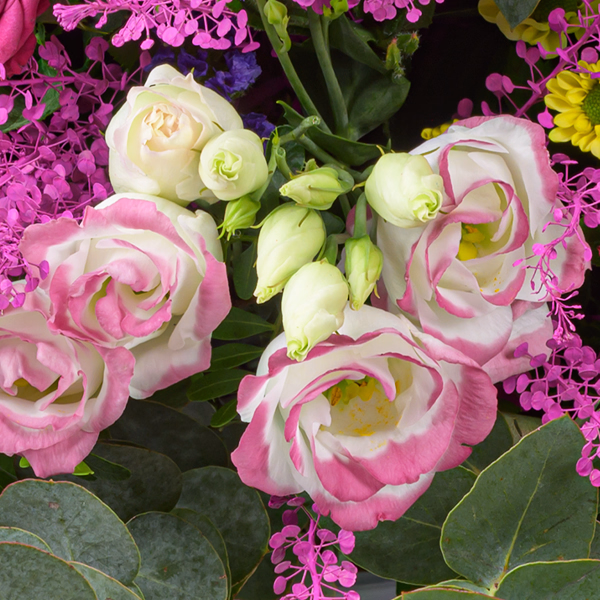 Premiumstrauß Herzlich mit Premiumvase & Ferrero Giotto 3er