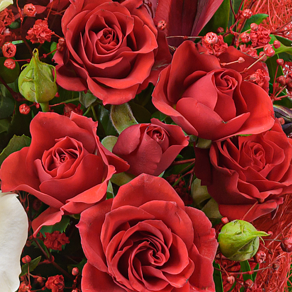 Flower Bouquet Liebesbeweis with vase & 3 Ferrero Giotto