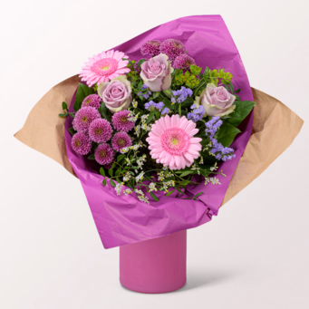 Blumenstrauß Herzenstraum mit Vase