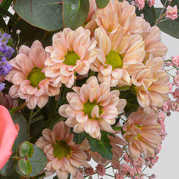 Blumenstrauß Blütenschönheit mit Vase & Ferrero Giotto 3er