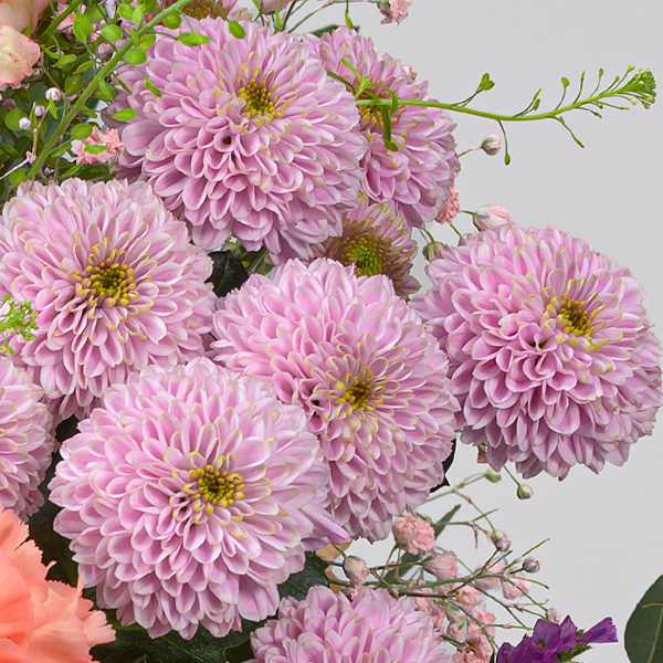 Premiumstrauß Fabelhaft mit Premiumvase & Ferrero Giotto 3er