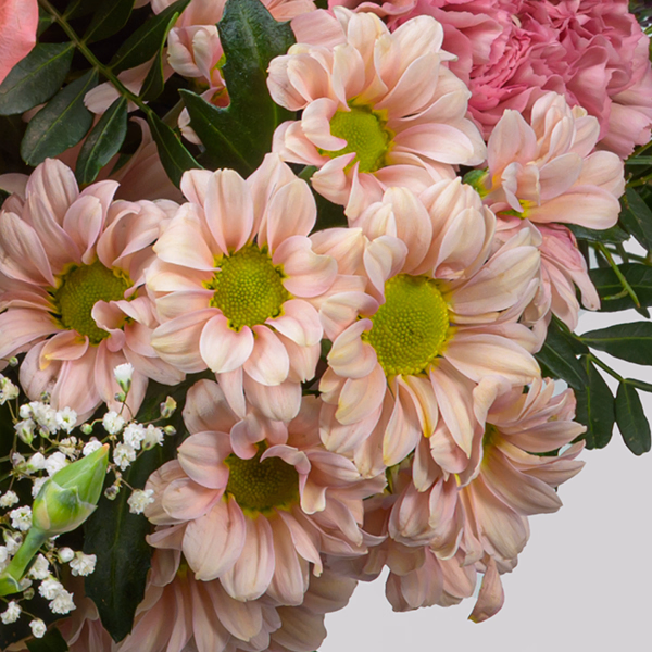 Premiumstrauß Sweet Heart mit Premiumvase & Ferrero Giotto 3er