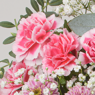 Blumenstrauß Wintermärchen mit Vase & Ferrero Giotto 3er