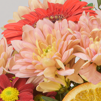 Flower Bouquet Wintergedicht with vase & 3 Ferrero Giotto