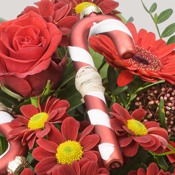 Blumenstrauß Schöne Bescherung mit Vase & Ferrero Giotto 3er