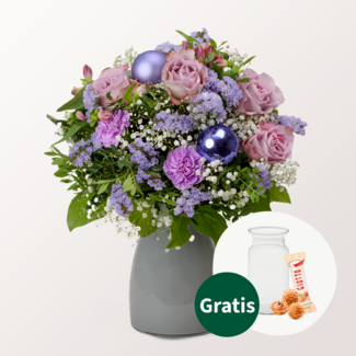 Blumenstrauß Winterhauch mit Vase & Ferrero Giotto 3er