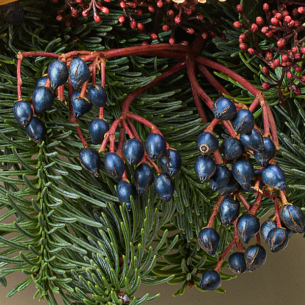 Blumenstrauß Bescherung mit Vase & Ferrero Giotto 3er