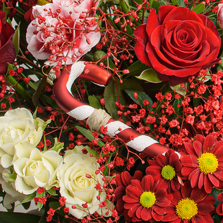 Flower Bouquet Wintergarten with vase & 3 Ferrero Giotto