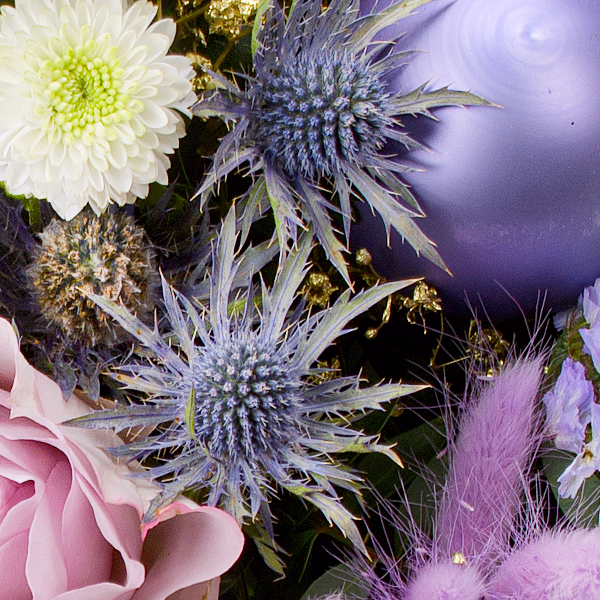 Premium Bouquet Weihnachtsherz with Premium Vase & 3 Ferrero Giotto