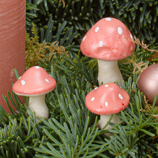 Wreath Wintergrüße (Ø 30 cm) with 3 Ferrero Giotto